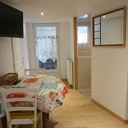 Le Lys Apartment Saintes Luaran gambar