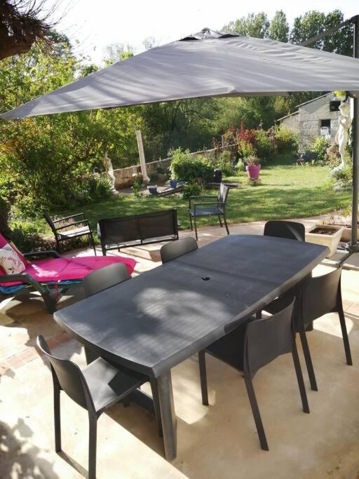 Le Lys Apartment Saintes Luaran gambar