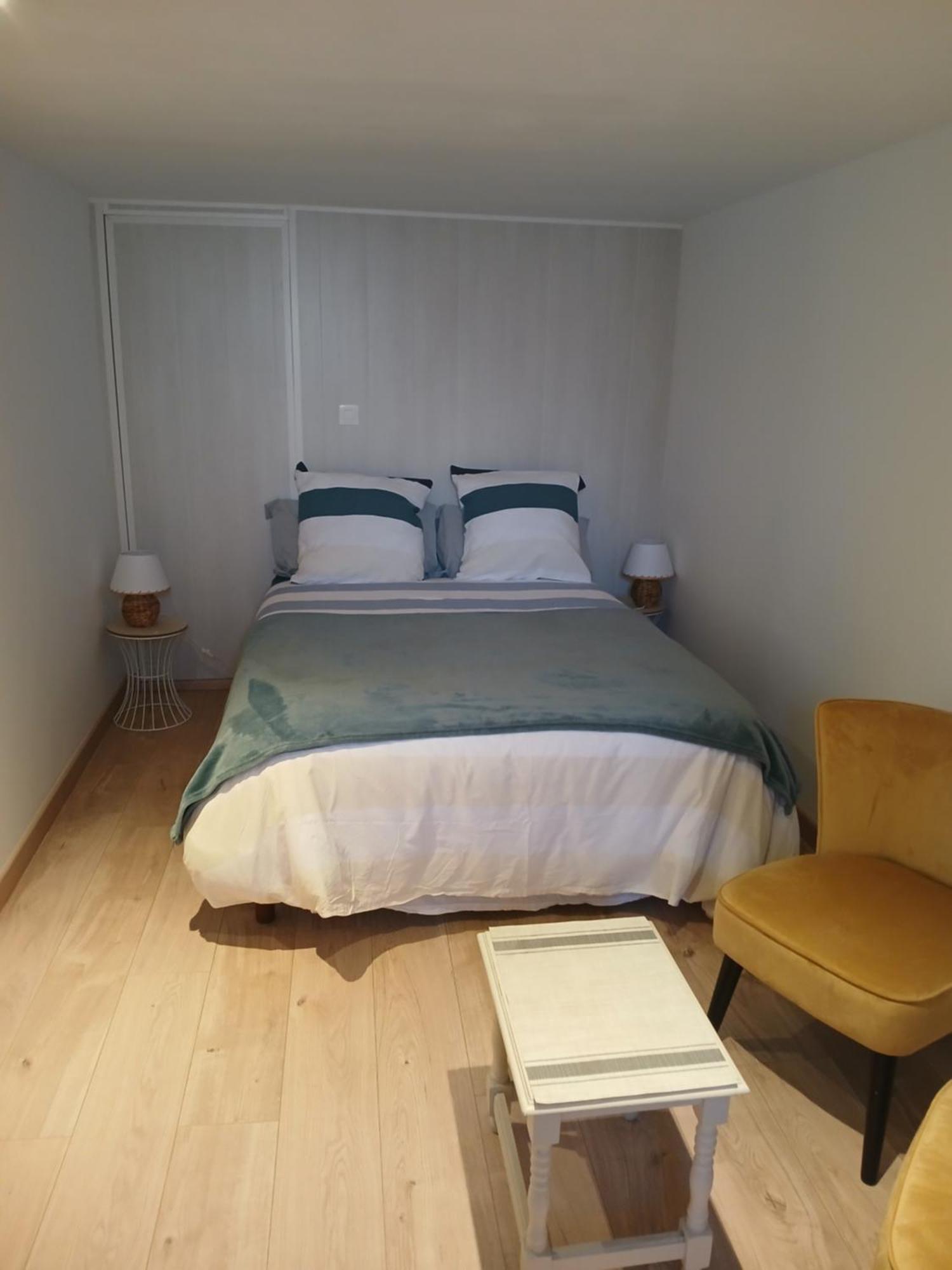 Le Lys Apartment Saintes Luaran gambar